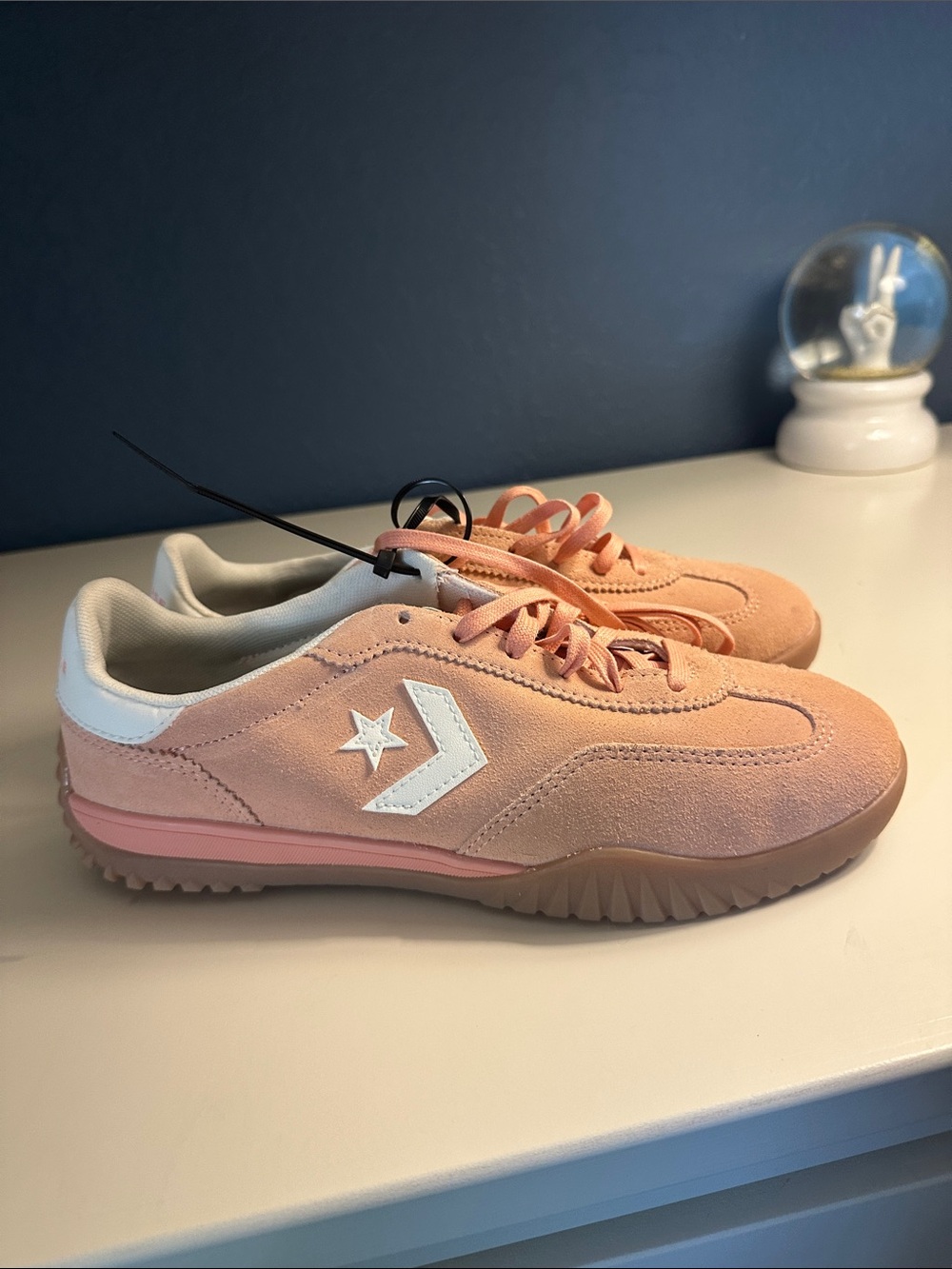 Converse Women's Peach Suede Low-Top Sneakers with White Chevron - Picture 1 of 4